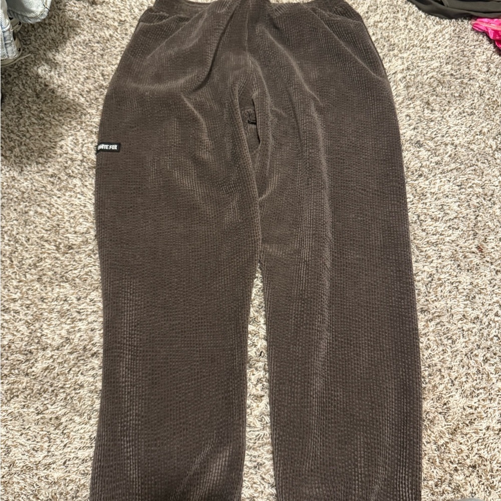 White fox brown sweats